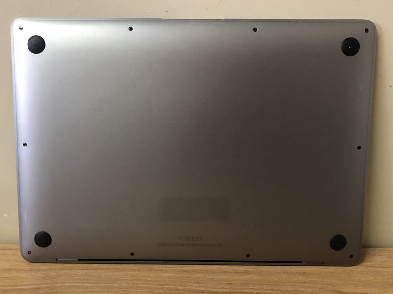MacBook Air 13" M162863867248385114