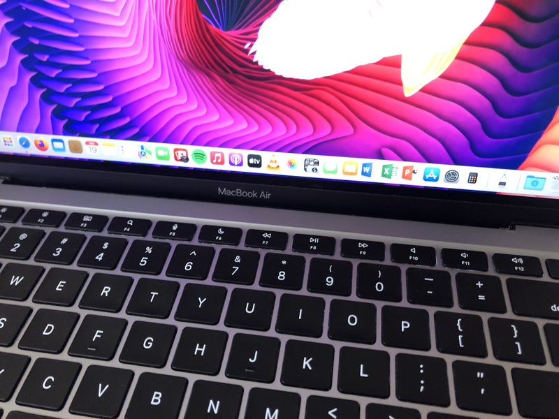 MacBook Air 13" M1 Carousel 2