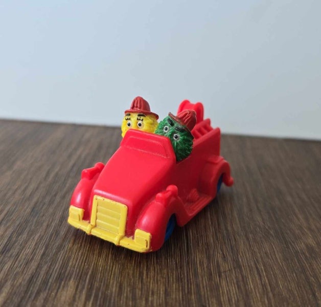 Vintage McDonald's Fry Guys Driving Fire Engine Truck 1993 Carousel 2