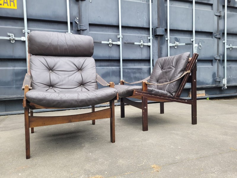!! X 2 "Hunter Chair", Torbjorn Afdal, Backhouse" chairs. 1960s !! retro Carousel 1