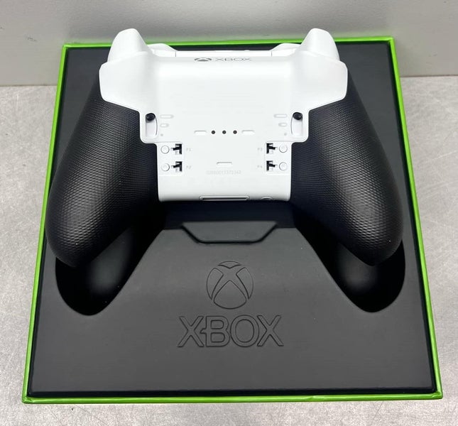 Xbox Elite Wireless Controller Series 2 - Core (White)62868835714691112