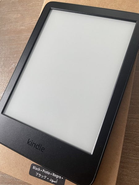 Kindle 11th Gen 16GB Carousel 2