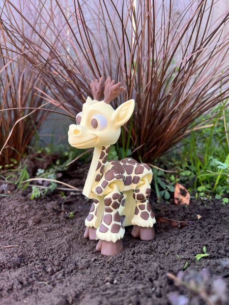 Articulated Giraffe Carousel 1