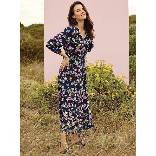Dainty Floral Dress - Size 14 Carousel 1