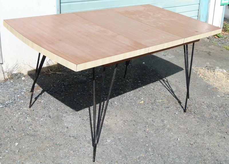 MID-CENTURY EXTENDING WOODEN TABLE WITH METAL LEGS Carousel 3