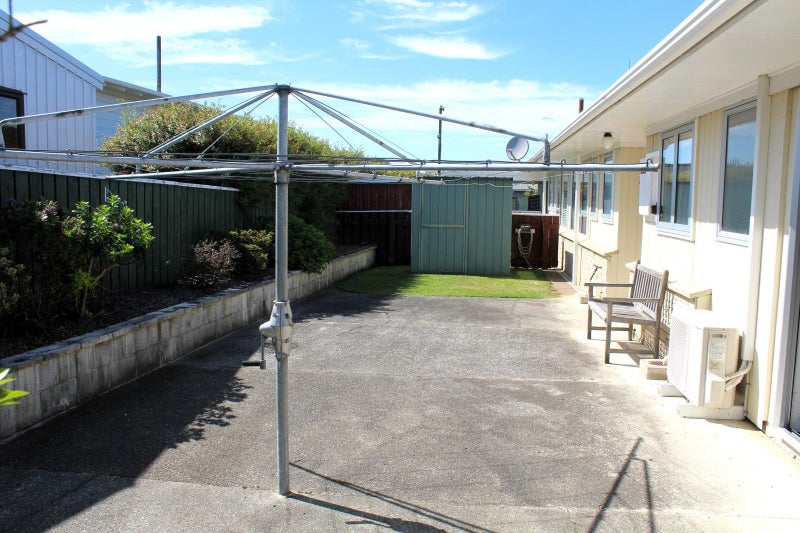 Image 3 of 16