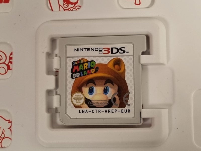 Nintendo 3DS Game - Super Mario 3D Land Carousel 2