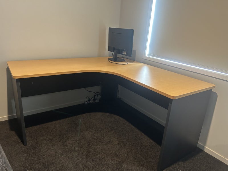 Office Corner Desk Carousel 2