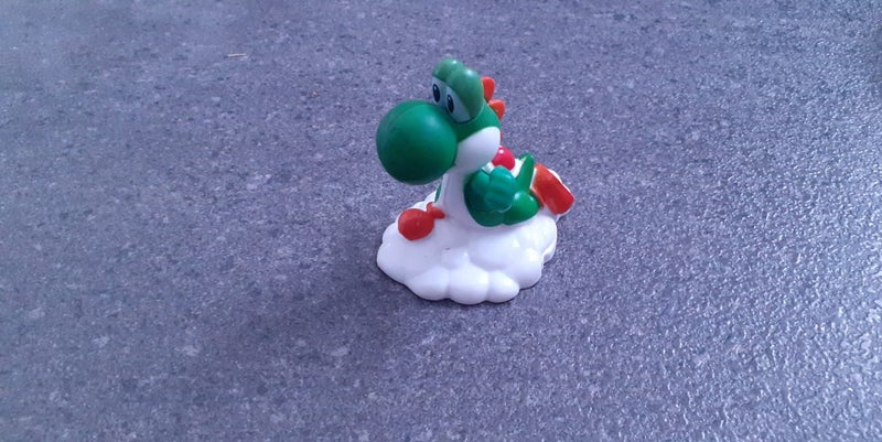x3 Nintendo Super Mario Toys Carousel 2