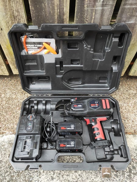 EZI-TIE XDL40 Rebar Tier (Tie Gun) 40 mm + 2 LI Ion Batteries Set Carousel 1