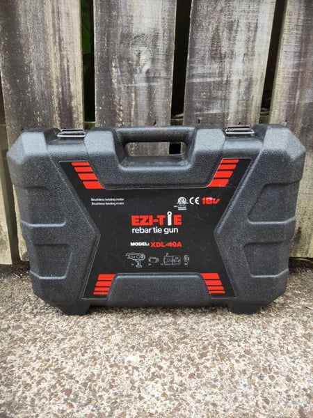 EZI-TIE XDL40 Rebar Tier (Tie Gun) 40 mm + 2 LI Ion Batteries Set Carousel 3