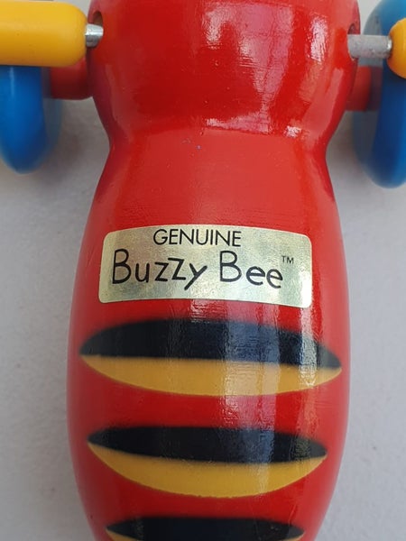 Buzzy Bee - Wooden Pull Along Toy Carousel 1
