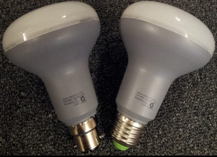 10pcs Box R80 LED Lamp 1300 lumen, Bayonet, Cool White Carousel 4