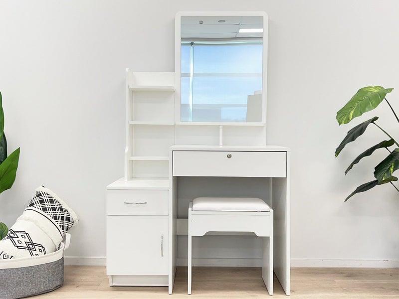Dressing Table with Mirror Carousel 1