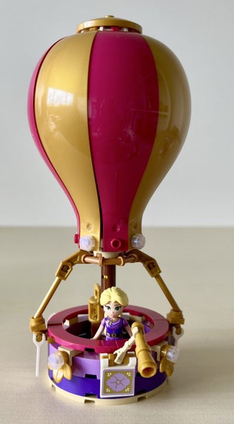LEGO DISNEY - Princess Enchanted Journey 43216 Carousel 2