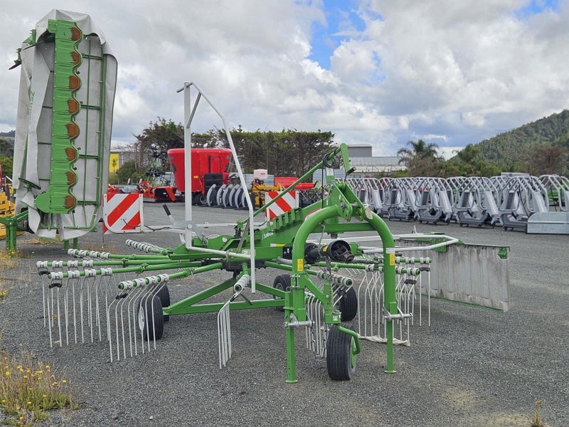 SaMASZ 4.7m Rake $25,380+gst Carousel 1