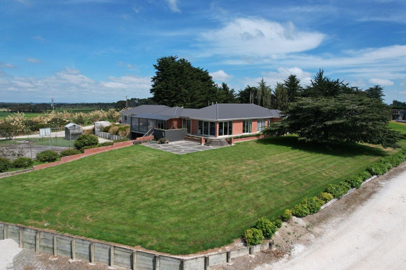 Image 1 of 20