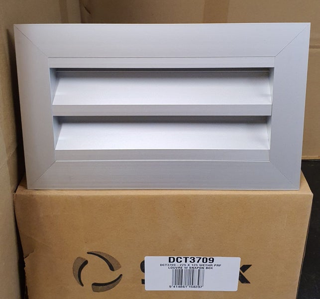 SIMX WEATHERPROOF ALUMINIUM LOUVRE VENT - 225 x 125mm Carousel 1