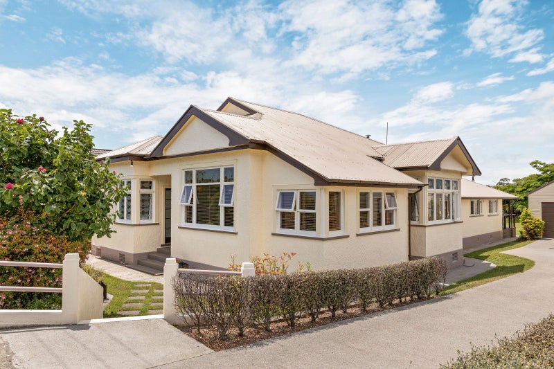 Image 1 of 33