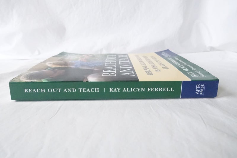 Reach Out and Teach: Helping Your Child Who Is Visually Impaired Learn (SKU BK3) Carousel 2