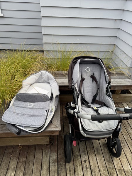Bugaboo fox pram Carousel 1