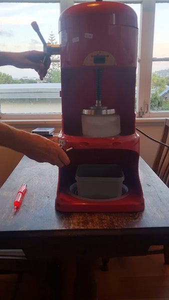 Ice Shaver Machine Carousel 1