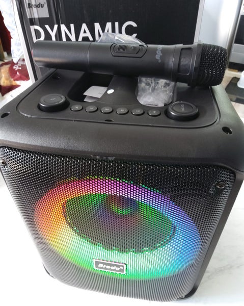 karaoke 8inch with lightning. Bluetooth ect.plus microphone Carousel 1