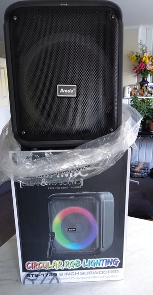karaoke 8inch with lightning. Bluetooth ect.plus microphone Carousel 2