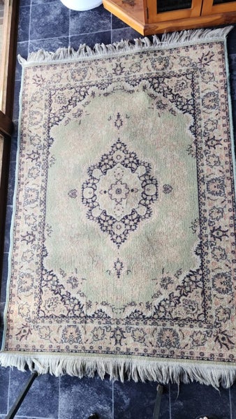 ~" Made In Egypt Vintage Rug "~ Carousel 2