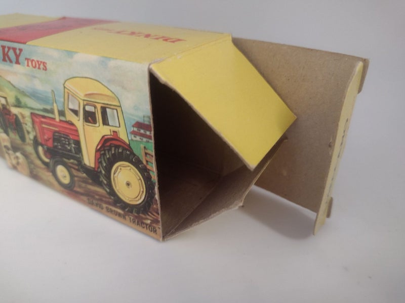 Dinky Toys Meccano - no. 305 David Brown Tractor + farm trailer x3 Carousel 10