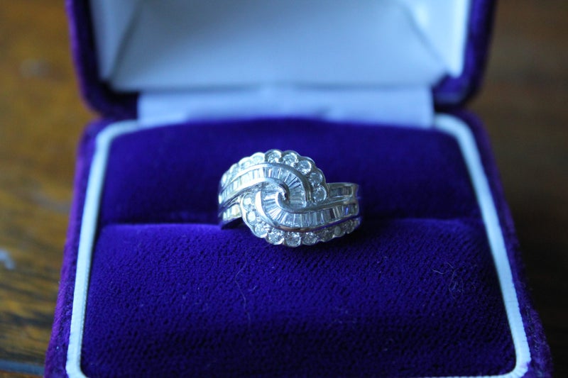 Platinum Diamond Cluster ring Authenticated Natural Diamond. Platinum PT900 Carousel 1