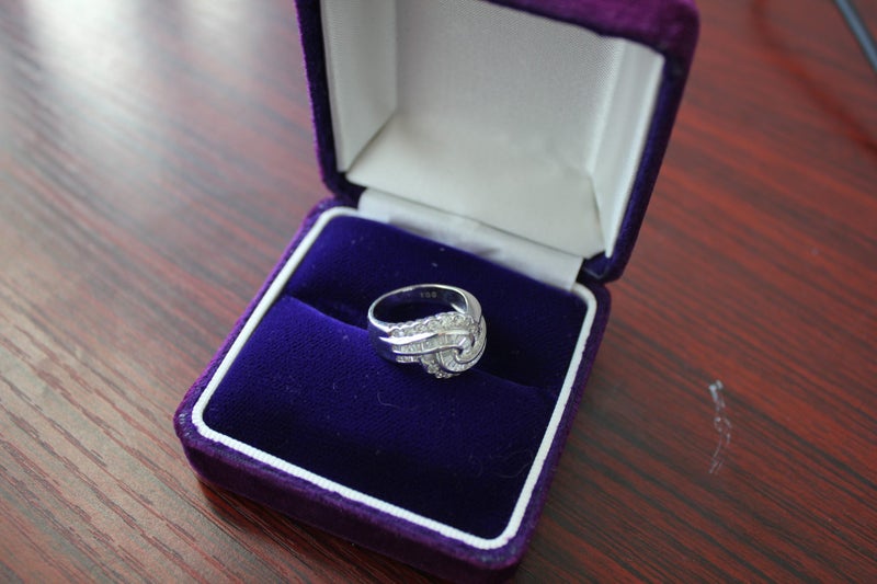 Platinum Diamond Cluster ring Authenticated Natural Diamond. Platinum PT900 Carousel 2