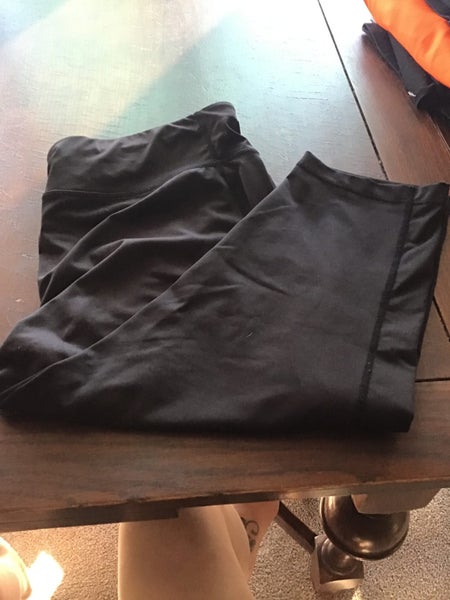 Black just below the knee tights size L Carousel 2