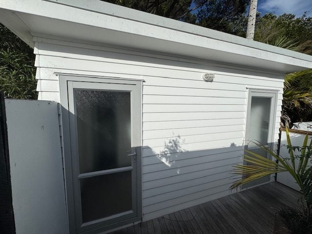 Double Toilet Block Approx 5m x 3m. Would be a good convert for a site office Carousel 1