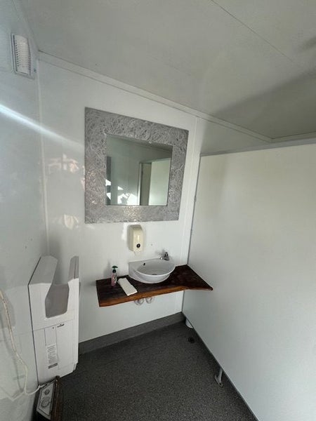 Double Toilet Block Approx 5m x 3m. Would be a good convert for a site office Carousel 2