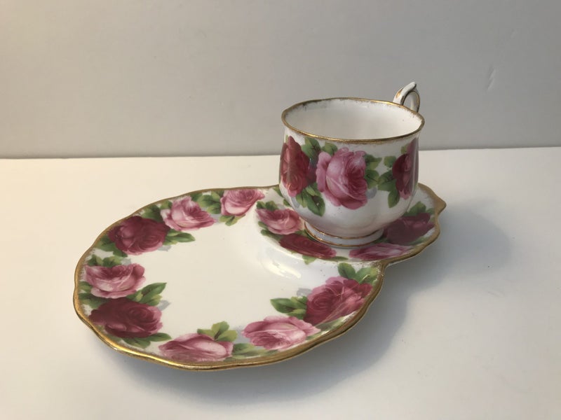 ROYAL ALBERT OLD ENGLISH ROSE TENNIS SET62863855939330111