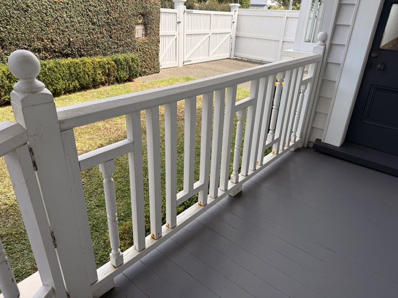 Balustrade with Gate Carousel 2
