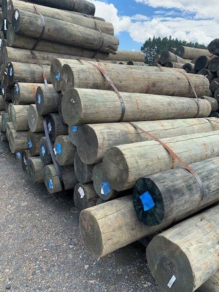 Timber Pole H5 1.8m x 350 sed Carousel 1