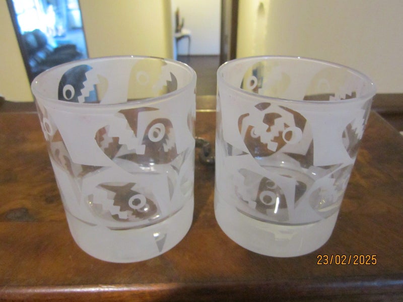 Two Pirahna Patterned Tumblers Carousel 1