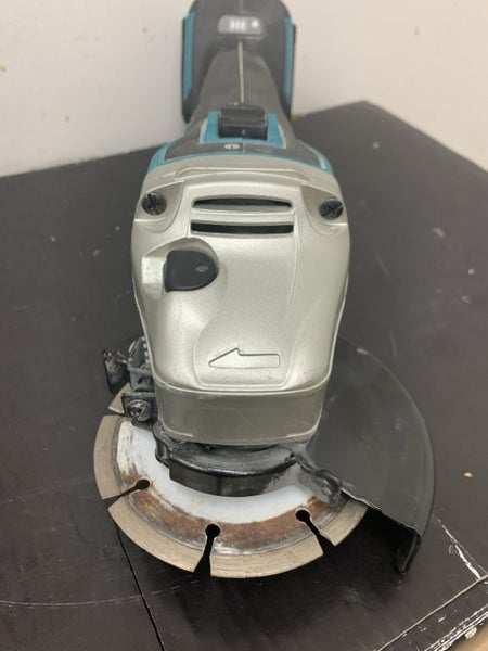 Makita DGA504 LXT Cordless Angle Grinder Slide Switch Skin Only 18 volt 125mm Carousel 2