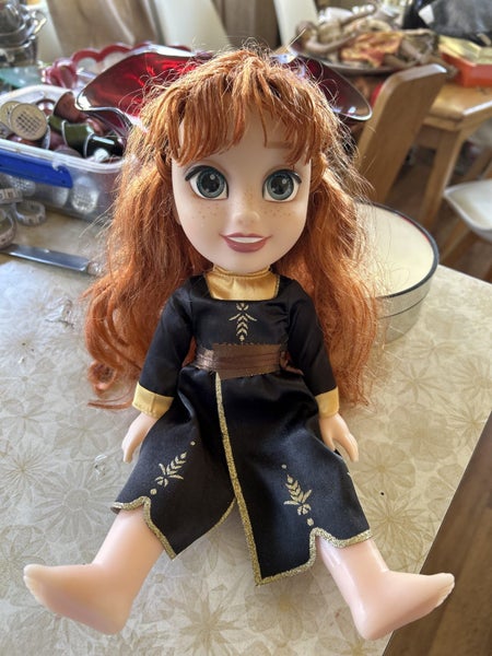 Disney frozen 2 Anna doll Carousel 1