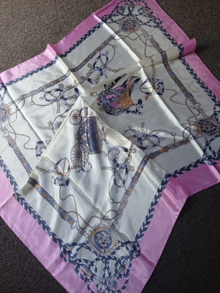Large square scarf BNWT ~~$1res~~ Carousel 1