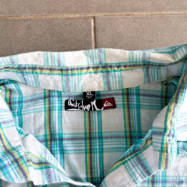 $1 RES Quiksilver Button Up (XL) Carousel 3
