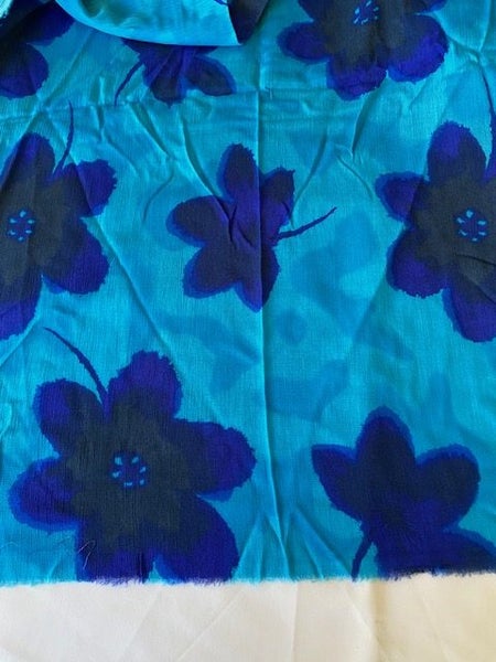 Teal blue poly cotton with vivid blue flowers (2.6 m) Carousel 1