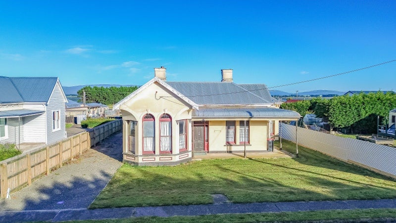 Image 1 of 18