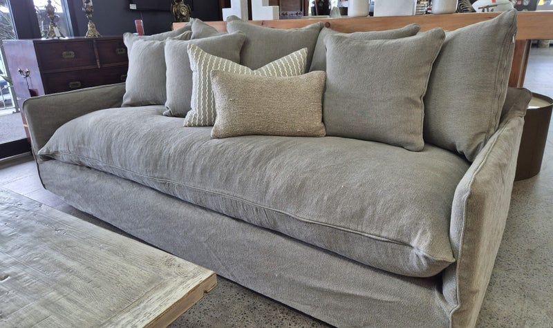 CLASSIC LOOSE WASHABLE COVER SOFAS Carousel 5
