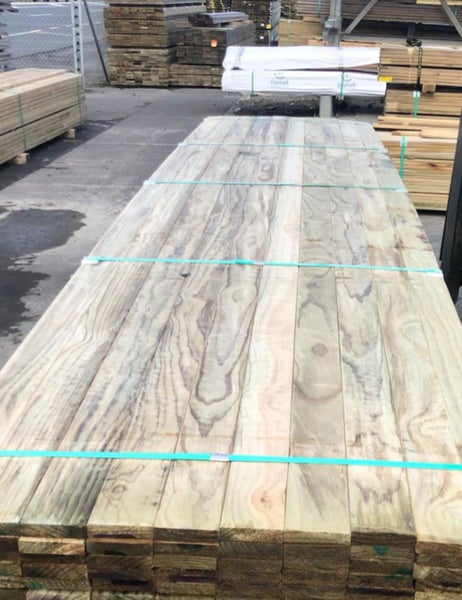 100x25 (90x19) Premium Pine Smooth Decking H3.2 Carousel 1