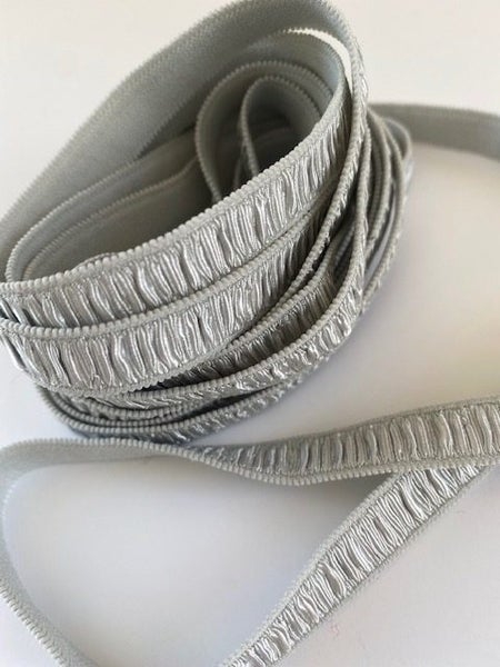 Vintage European Trim – Silver -Grey Ruched Elastic - 2M Carousel 4