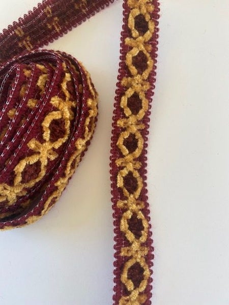 Vintage European Trim – Burgundy/ Yellow -Gold Chenille - 2M Carousel 2