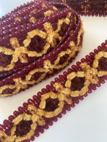 Vintage European Trim – Burgundy/ Yellow -Gold Chenille - 2M Carousel 1